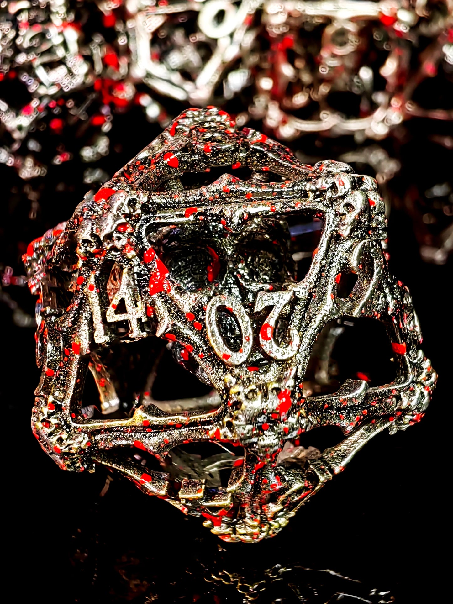 7-Piece Metal Dice with Skull Core